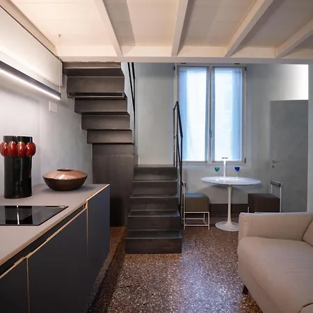 Palazzo Archimede Livello 2 Bologna