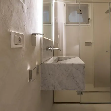 Palazzo Archimede Livello 2 * Bologna
