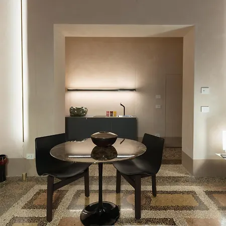 202 Palazzo Archimede * Boloňa