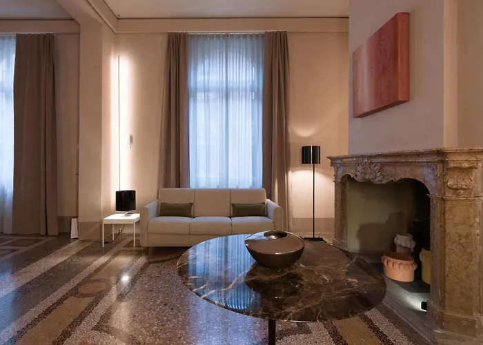 Palazzo Archimede In Palazzo Storico 202 *
